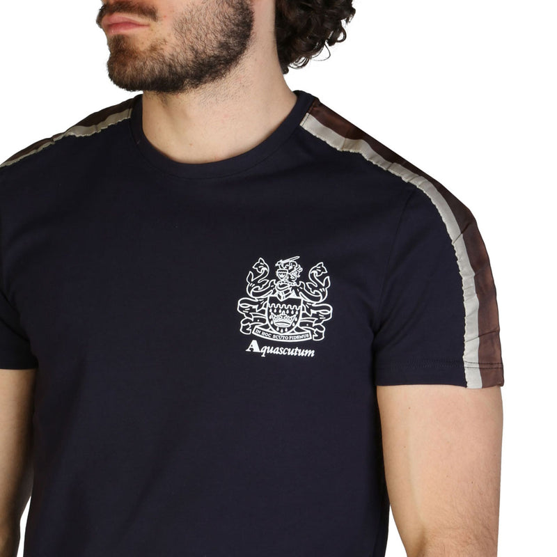 Aquascutum T-Shirts 