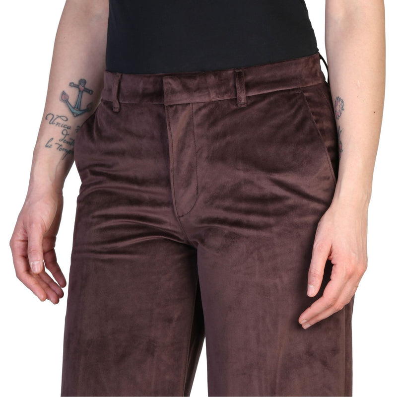 Levi's Pants 